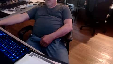 smly online show from April 2, 6:05 pm