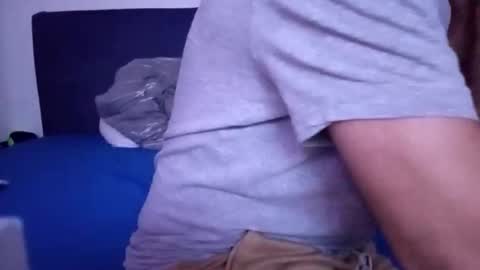 Smokeandwatching online show from April 15, 12:21 am