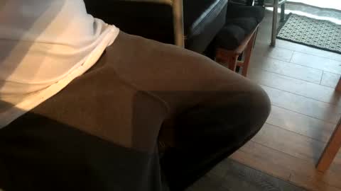 Snapshot of smokefest187 chatting on February 8, 5:29 pm Peter Johnson online show from February 8, 5:29 pm