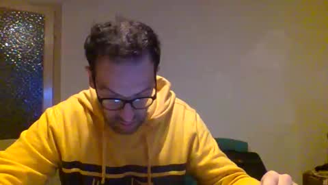 luca online show from October 25, 7:15 pm