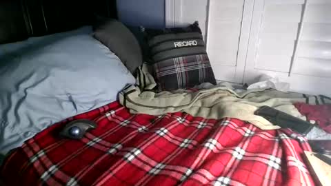 SmokeySmilez online show from April 27, 9:28 am