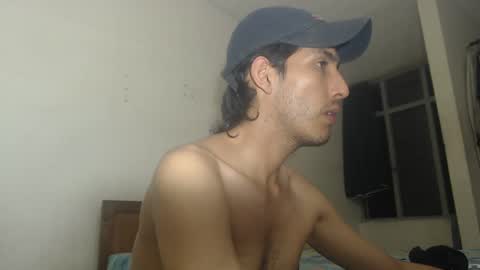 snackontime19 online show from September 17, 4:46 am
