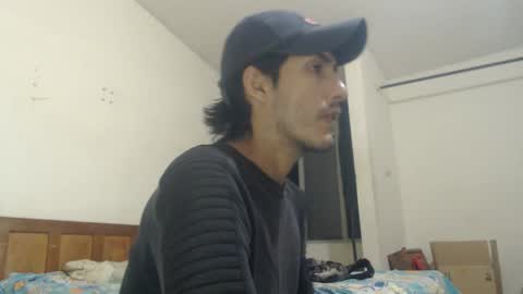 snackontime19 online show from October 8, 1:43 am