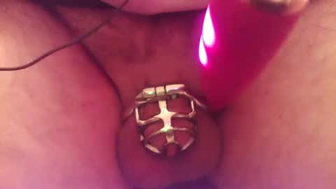 Snapshot of snakepit31 chatting on September 27, 7:12 pm Sissy Boy online show from September 27, 7:12 pm