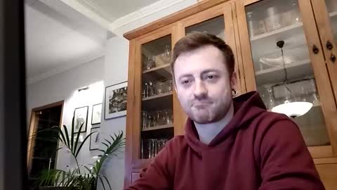 snoecks online show from February 23, 11:17 pm