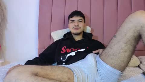 Snow online show from October 14, 1:07 pm