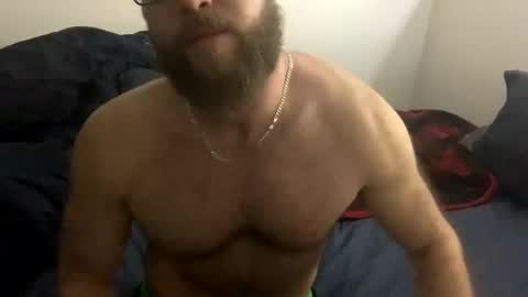 snowyywolf online show from March 2, 5:44 am
