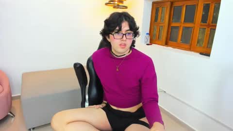 Sohokat Doll online show from September 20, 6:35 am