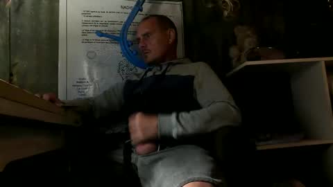 Alex Dixon online show from September 9, 7:35 pm