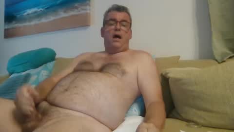 Snapshot of soldierdoc chatting on October 9, 10:58 pm soldierdoc online show from October 9, 10:58 pm