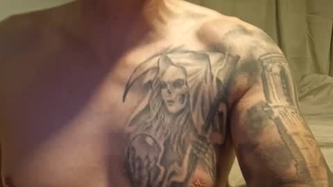 southboy2410 online show from November 2, 10:36 pm