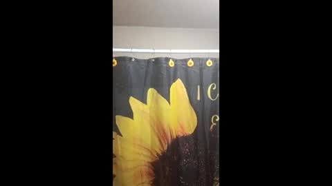 sp4c3m4n713675081 online show from April 26, 2:14 pm