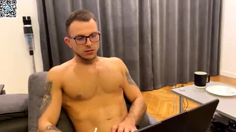 Alex online show from October 16, 10:40 pm