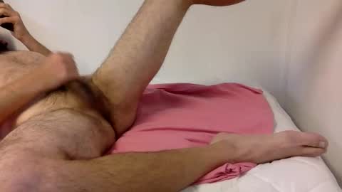 Spontaneouscumbustion online show from October 14, 4:58 pm