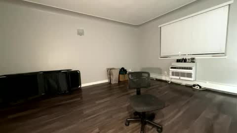 Keepscrolling online show from November 28, 5:43 am