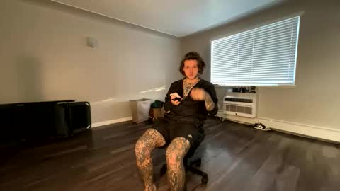 Keepscrolling online show from November 26, 11:08 pm