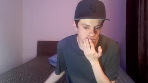 sr_bolaiinas online show from December 17, 2:55 am