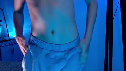 sr_evann online show from April 19, 6:10 pm