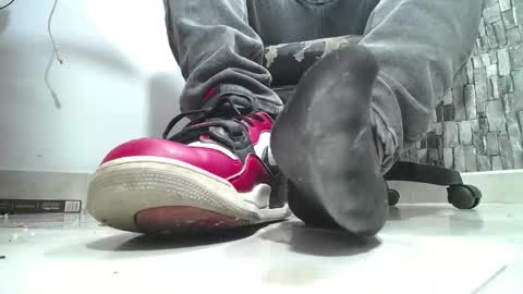 sr master cum its my old account online show from March 19, 11:08 pm