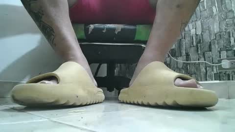 sr master cum its my old account online show from September 12, 2:44 am
