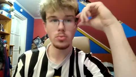 st1eve online show from March 16, 5:28 pm