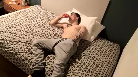 Straightupdownbad online show from November 15, 8:49 am