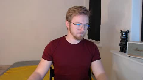 StanLust online show from December 3, 8:48 pm