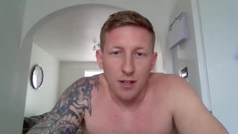 stanleyyyy26 online show from February 20, 1:24 pm