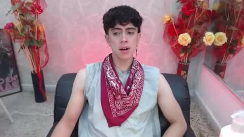 Snapshot of star_boyx chatting on September 25, 9:46 pm star_boyx online show from September 25, 9:46 pm