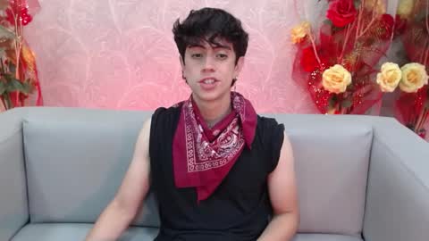 Snapshot of star_boyx chatting on September 12, 11:38 pm star_boyx online show from September 12, 11:38 pm