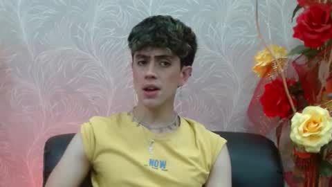 Snapshot of star_boyx chatting on March 5, 8:55 pm star_boyx online show from March 5, 8:55 pm