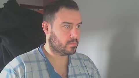 Snapshot of stark_86 chatting on January 30, 8:54 am stark_86 online show from January 30, 8:54 am