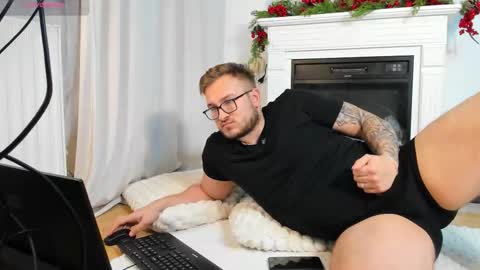 Marius online show from November 29, 3:14 pm