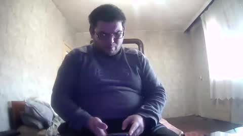 Snapshot of stefan90pt chatting on January 4, 7:45 am Stefan online show from January 4, 7:45 am