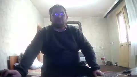 Snapshot of stefan90pt chatting on December 19, 2:35 pm Stefan online show from December 19, 2:35 pm