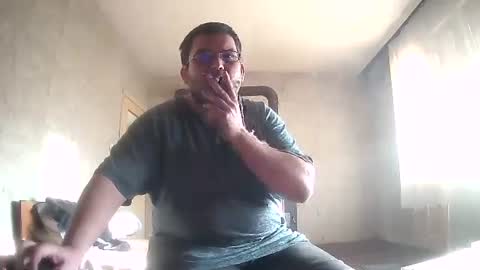 Snapshot of stefan90pt chatting on December 13, 12:39 pm Stefan online show from December 13, 12:39 pm