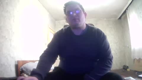 Snapshot of stefan90pt chatting on December 28, 7:55 am Stefan online show from December 28, 7:55 am