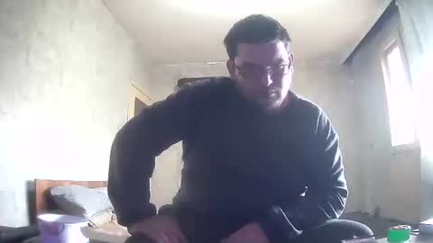 Snapshot of stefan90pt chatting on December 12, 11:07 am Stefan online show from December 12, 11:07 am