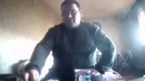 Snapshot of stefan90pt chatting on January 29, 7:15 am Stefan online show from January 29, 7:15 am
