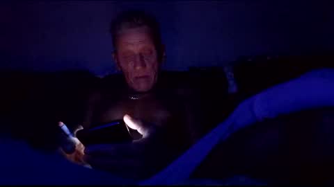 stefy1037 online show from October 20, 6:06 am