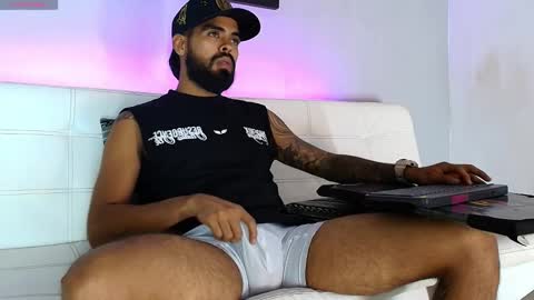    ................     online show from February 17, 6:31 am