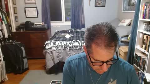 stephenhal9 online show from April 14, 1:27 am