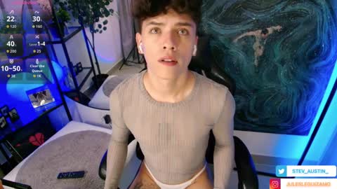 Stev austin  online show from April 1, 9:34 pm