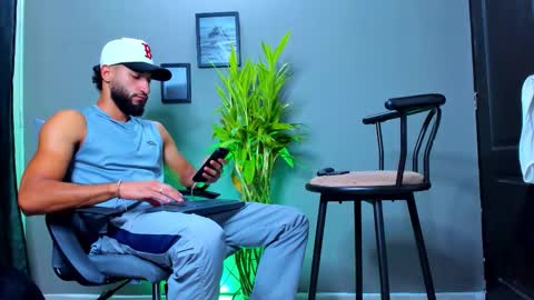 Steve  online show from October 17, 11:58 am