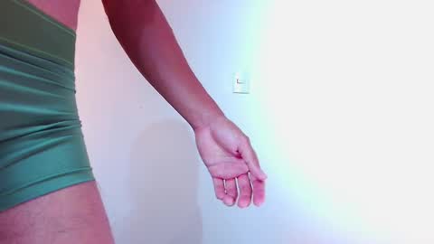 Snapshot of steven_modelo69 chatting on January 11, 2:41 am steven_modelo69 online show from January 11, 2:41 am