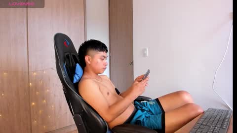 Snapshot of steven_twink07 chatting on October 9, 9:41 pm Esteban online show from October 9, 9:41 pm