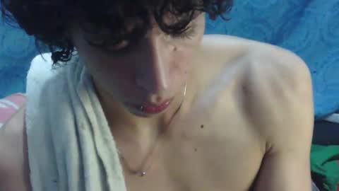 Snapshot of stevenrole69 chatting on December 3, 11:24 pm stevenrole online show from December 3, 11:24 pm