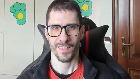 Steve online show from October 25, 8:27 am