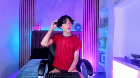 Sthepano  online show from April 11, 4:19 am