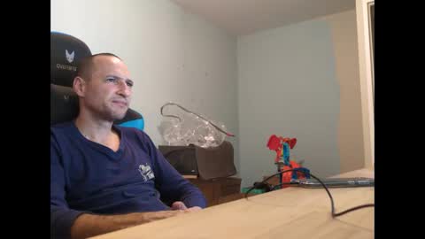 stickolive1 online show from October 20, 10:35 pm